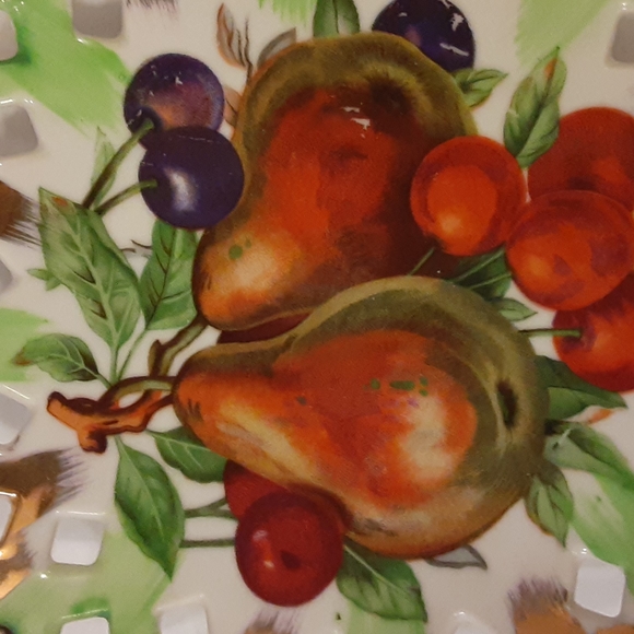 Vintage Artmark Originals Porcelain Handpainted Plate Fruit Themed Collection - Picture 2 of 5